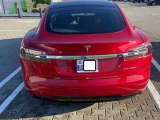 Tesla Model S foto 4