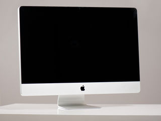 Vând iMac 27 2011