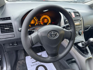 Toyota Auris foto 10