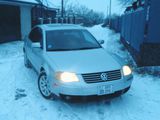 Volkswagen Passat foto 2