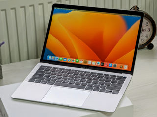 MacBook Air Retina 2020 (Core i5 8210Y/16Gb Ram/512Gb SSD/Iris Plus Graphics/30 Cycles/13.3" Retina) foto 3