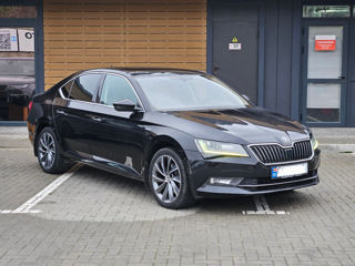 Skoda Superb foto 3