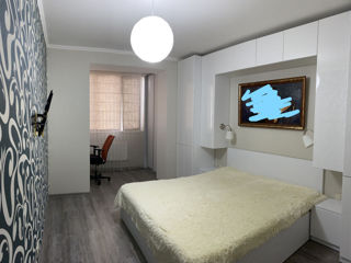 Apartament cu 2 camere, 87 m², Buiucani, Chișinău foto 2