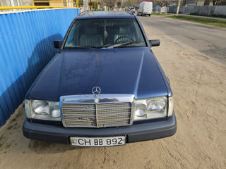 Mercedes E-Class Wagon