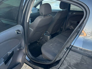 Opel Corsa foto 9