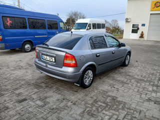 Opel Astra foto 3