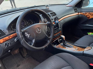 Mercedes E-Class foto 6