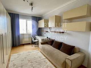 Apartament cu 2 camere, 106 m², Centru, Chișinău foto 9