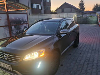 Volvo XC60 foto 4