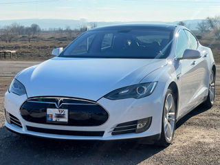 Tesla Model S foto 3