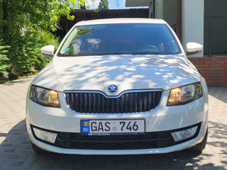 Skoda Octavia foto 3