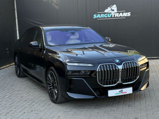 BMW 7 Series foto 0