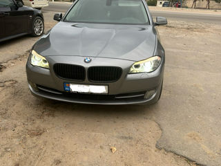 BMW 5 Series foto 1