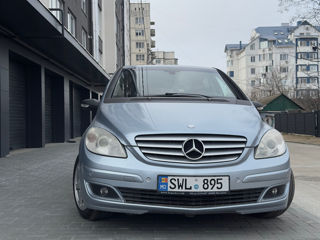 Mercedes B-Class foto 7