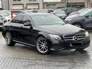 Mercedes E-Class foto 3