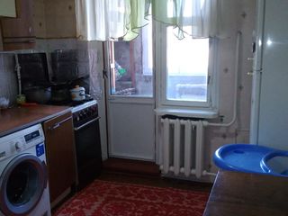 Продаётся 2-х комнатная квартира в г.Чадыр-Лунга, в районе Лицея. foto 5