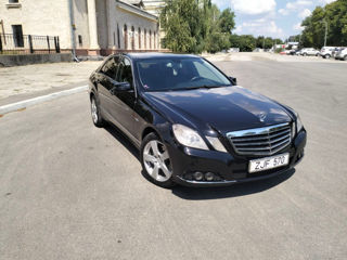 Mercedes E-Class foto 2