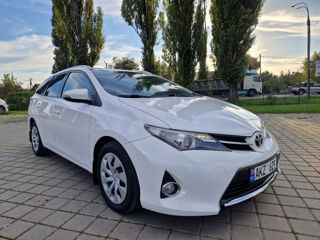 Toyota Auris foto 9