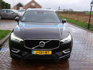 Volvo XC60 foto 2