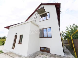 Casa cu 2 nivele, Măgdăcești, 200 mp, 118 000 € ! foto 2