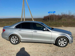 Mercedes C-Class foto 3