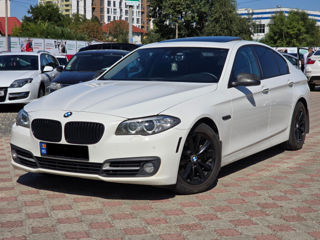 BMW 5 Series foto 1