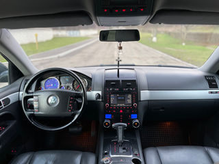 Volkswagen Touareg foto 11