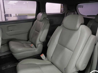 KIA Carnival foto 11