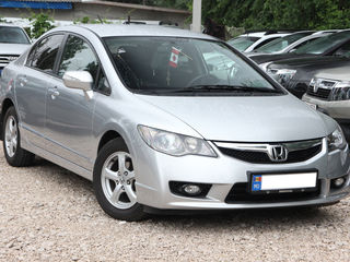 Honda Civic Hibrid foto 2