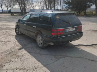 Volkswagen Passat foto 3