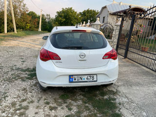 Opel Astra foto 3