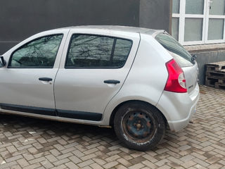 Dacia Sandero foto 4