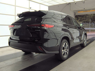 Toyota Highlander foto 7