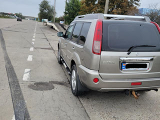 Nissan X-Trail foto 3