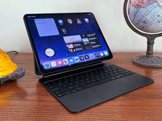 Куплю Magic Keyboard Black for Ipad pro m4 11*