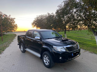 Toyota Hilux foto 2