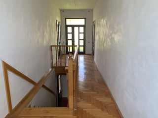 Casa in Drochia cu 2 etaje. foto 2