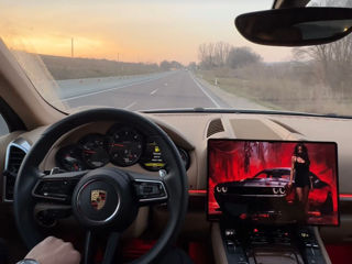 Porsche Cayenne foto 4