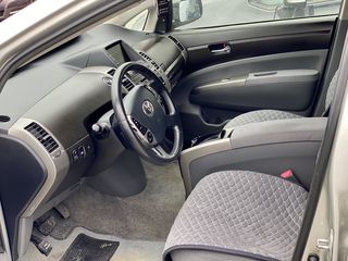 Toyota Prius foto 8