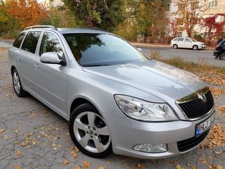 Chirie auto / авто прокат / Rent a Car!24/24, dizel, conditioner ,Viber, Whatsapp de la 15 euro foto 9