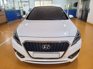 Hyundai Sonata foto 1