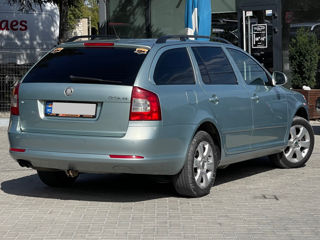 Skoda Octavia foto 3