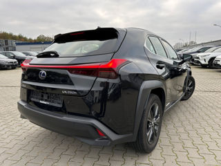 Lexus UX foto 3