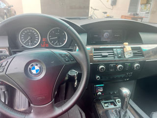 BMW 5 Series foto 2