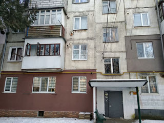 Vind apartament(59m2) cu 3 camere in or.Drochia, etajul 3 din 5. - 27900 foto 18