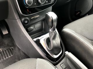 Renault Clio foto 10