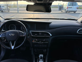 Infiniti Q30 фото 5