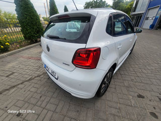 Volkswagen Polo foto 4