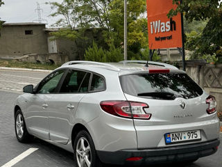 Renault Megane foto 3