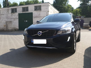 Volvo XC60 foto 1